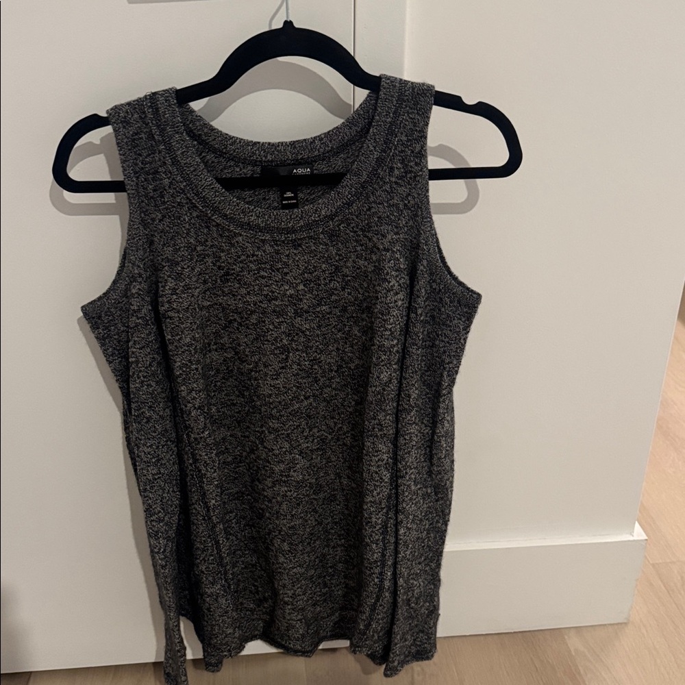 Aqua Cashmere Knit Sweater in Gray